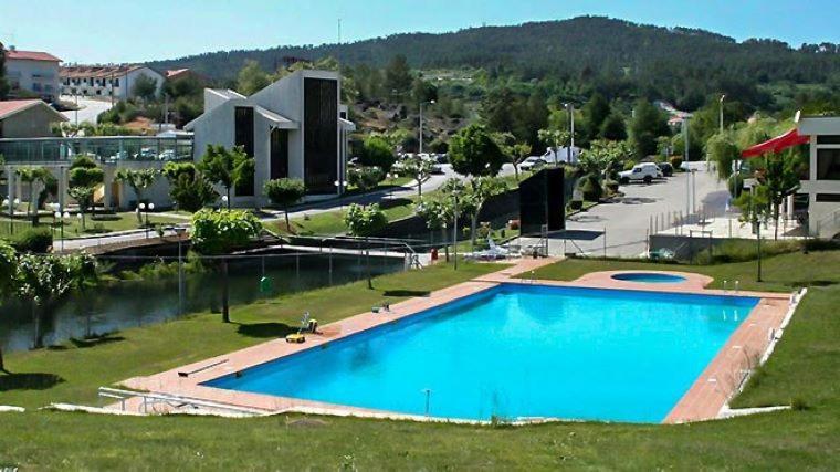 Hotel Montemuro Castro Daire Eksteriør billede