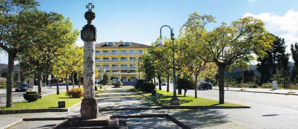 Hotel Montemuro Castro Daire Eksteriør billede